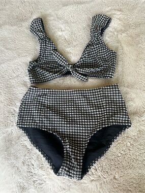 Envya Swimwear Seersucker Bikini. Size: XS